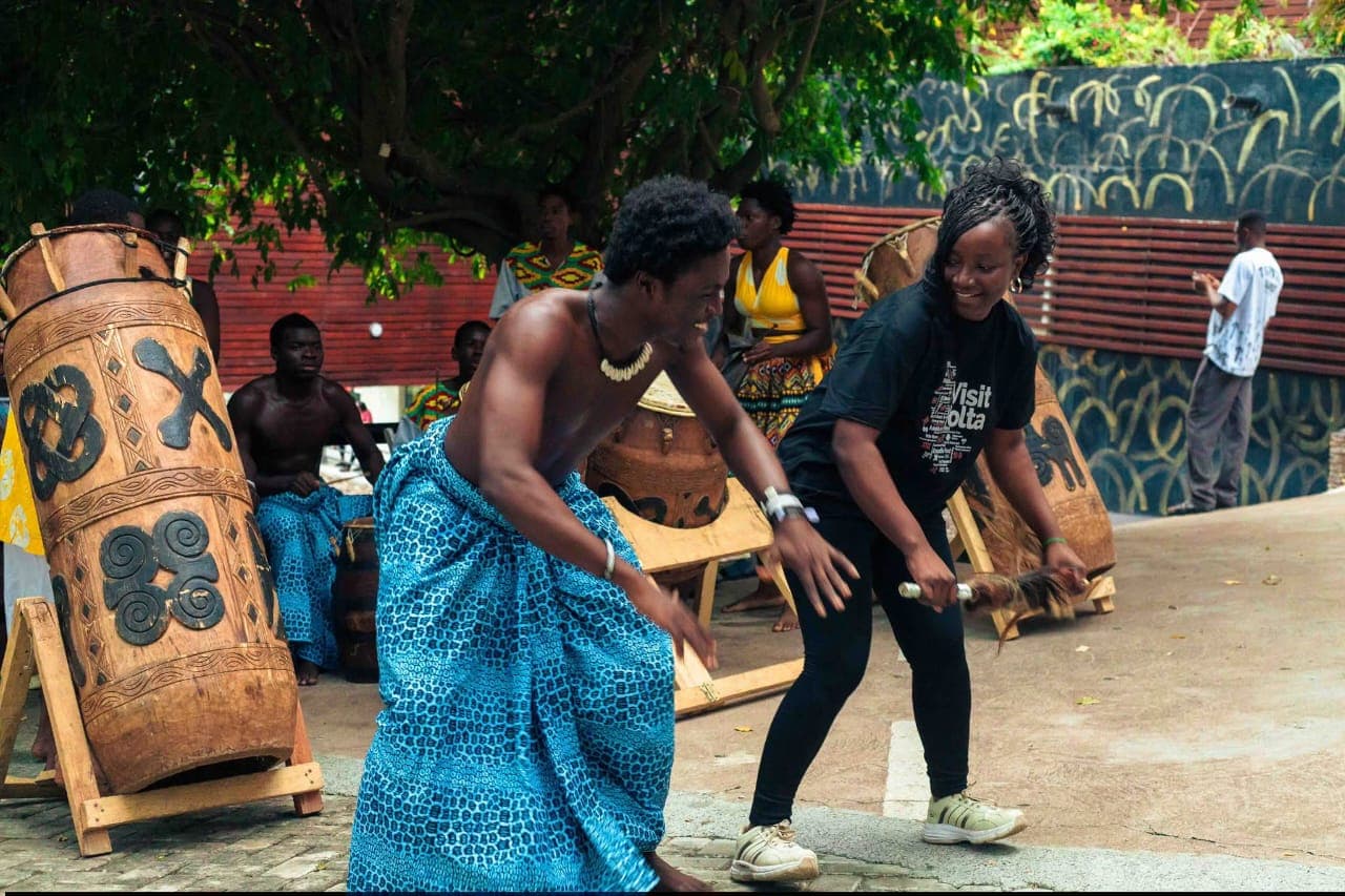 VHDE Launches Free Cultural Education Programme for Schools